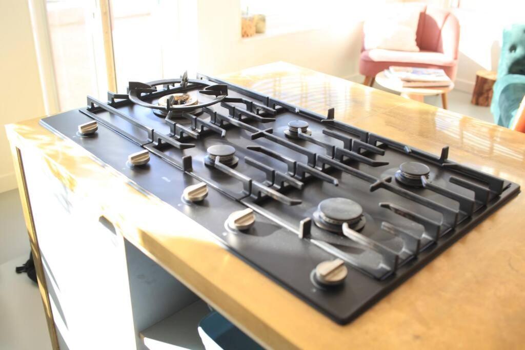 Luxury Harbour Suite With Private Parking 루즈으레트 외부 사진