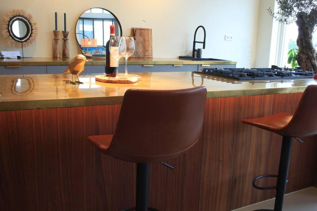 Luxury Harbour Suite With Private Parking 루즈으레트 외부 사진
